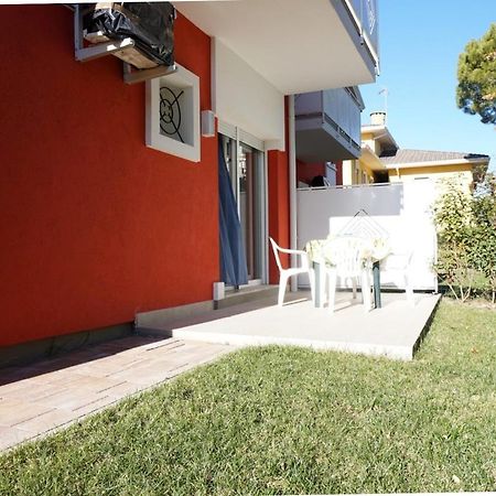 Ferienwohnung Relax By The Garden - Flat For Up To 6 Guests Porto Santa Margherita Exterior foto