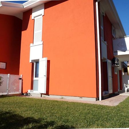 Ferienwohnung Relax By The Garden - Flat For Up To 6 Guests Porto Santa Margherita Exterior foto
