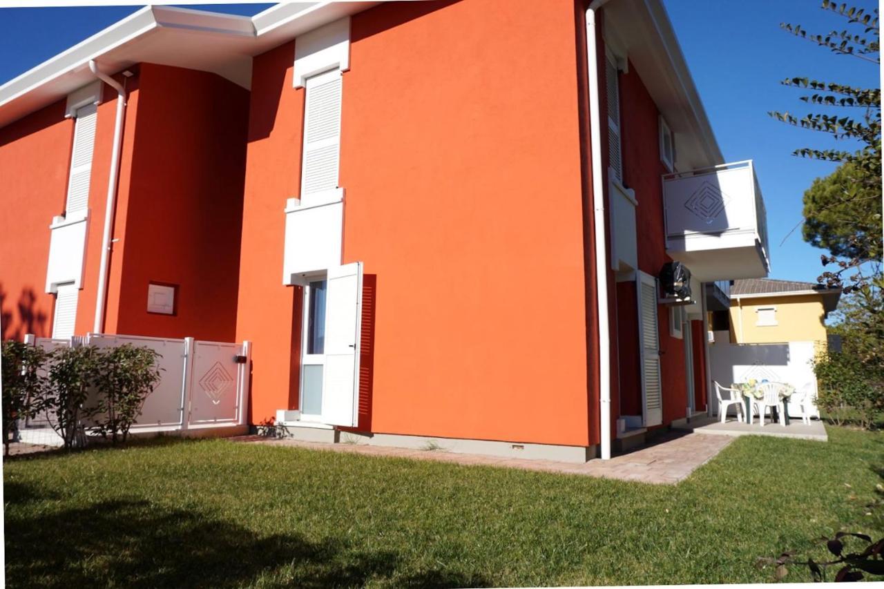 Ferienwohnung Relax By The Garden - Flat For Up To 6 Guests Porto Santa Margherita Exterior foto